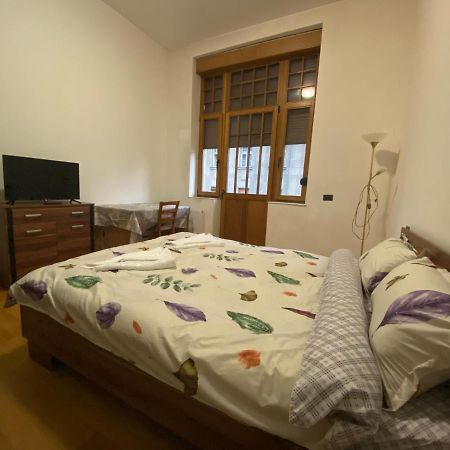 Apartament Piata Victoriei Timisoaraアパートメント エクステリア 写真